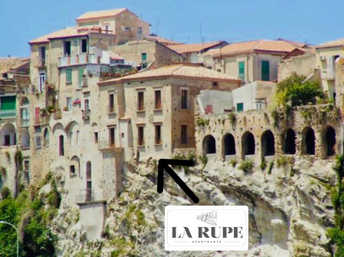 La Rupe Apartments Tropea Exterior photo