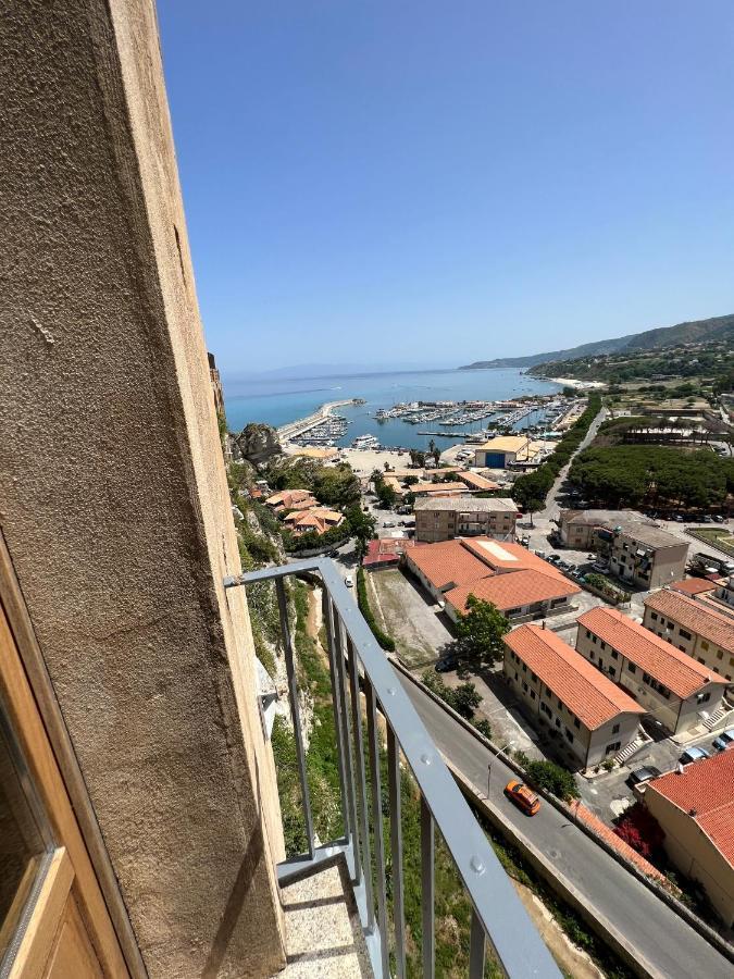 La Rupe Apartments Tropea Exterior photo