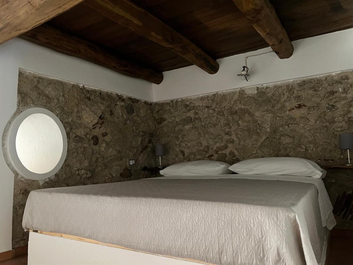 La Rupe Apartments Tropea Exterior photo